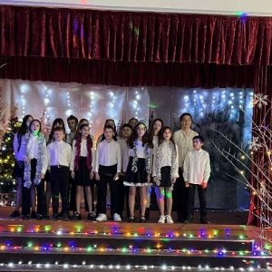 🎉 Anul Nou – creativitate și bucurie la clasele gimnaziale (V–VIII) 🎉